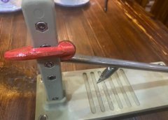 生蚝开壳器，带底座，结实耐用